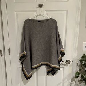 Ann Taylor Poncho (One Size)